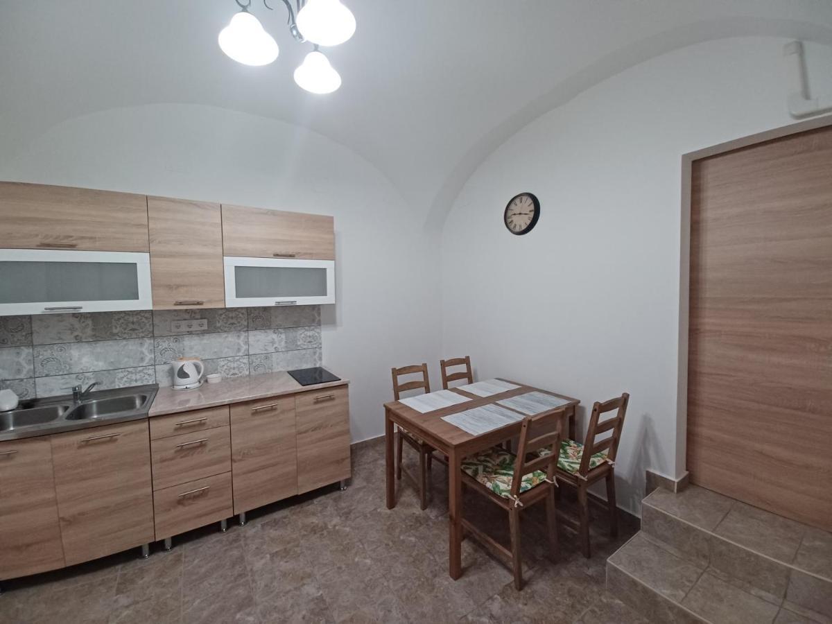 אגר Rad-Var Apartmanhaz מראה חיצוני תמונה
